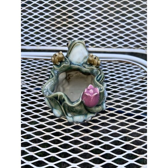 FROG WITH TADPOLE Green Ceramic 5.5 X 6.5 X 8"  Figurine Vase Flower Pot - Picture 2 of 9